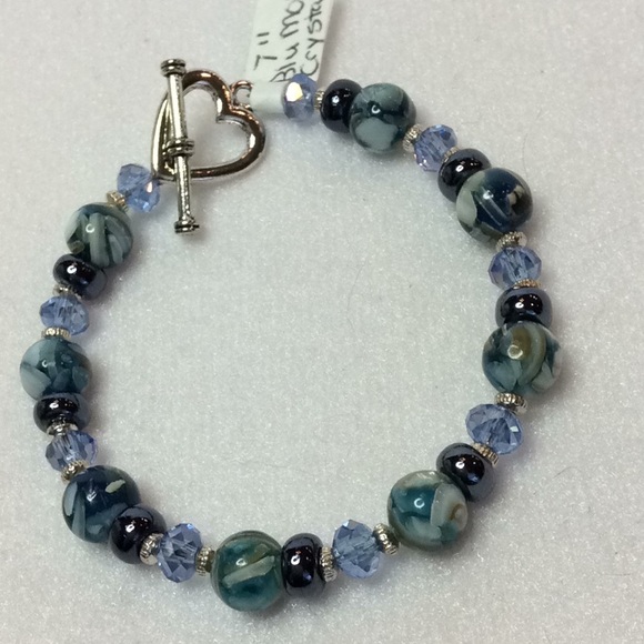 FINAL SALE PRICE Mother of Pearl, Hematite & Crystal Bracelet - Picture 3 of 4